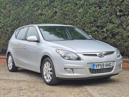 HYUNDAI I30 1.4 ES Euro 4 5dr