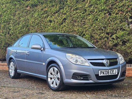 VAUXHALL VECTRA 1.8 VVT Exclusiv 5dr