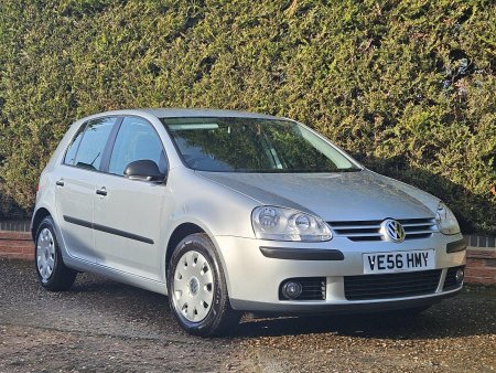 VOLKSWAGEN GOLF 1.6 FSI S 5dr