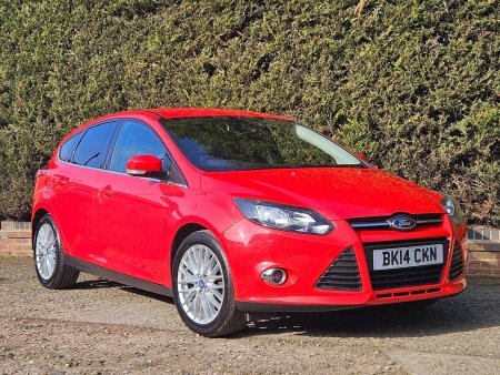 FORD FOCUS 1.0T EcoBoost Zetec Euro 5 (s/s) 5dr